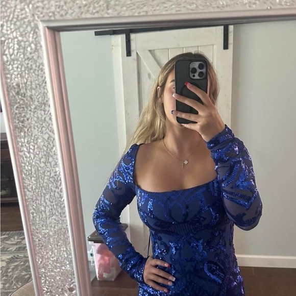 Lucy in the Sky Dresses & Skirts - Lucy in the Sky Royal Blue Long Sleeve Dress